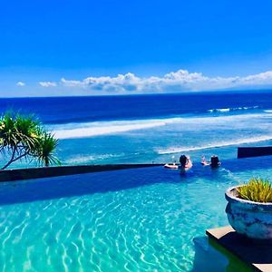 The Palms Ceningan Hotel